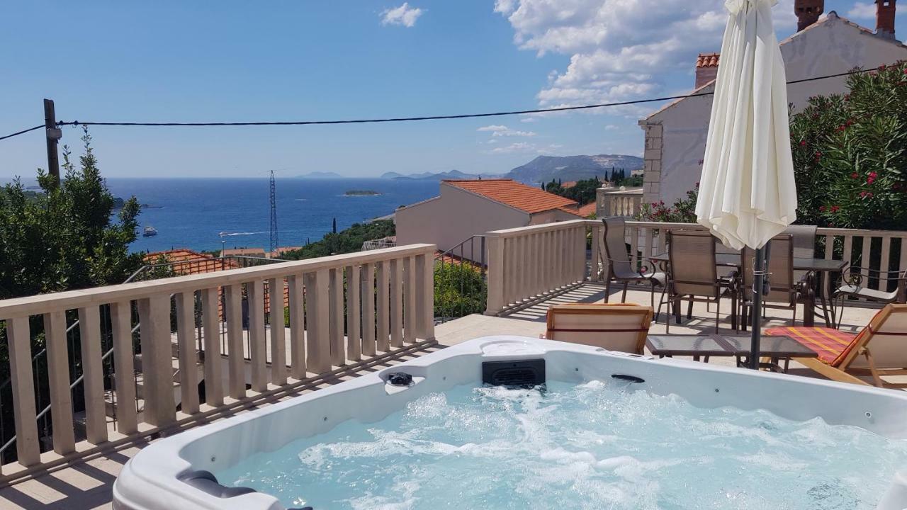 Sunset Villa